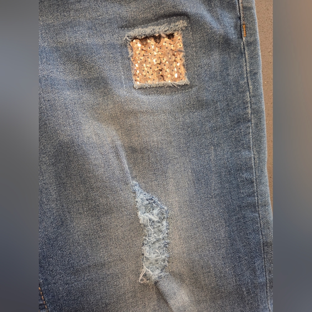 VENUS Light Blue Jeans With Sequins - Picture 3 of 11